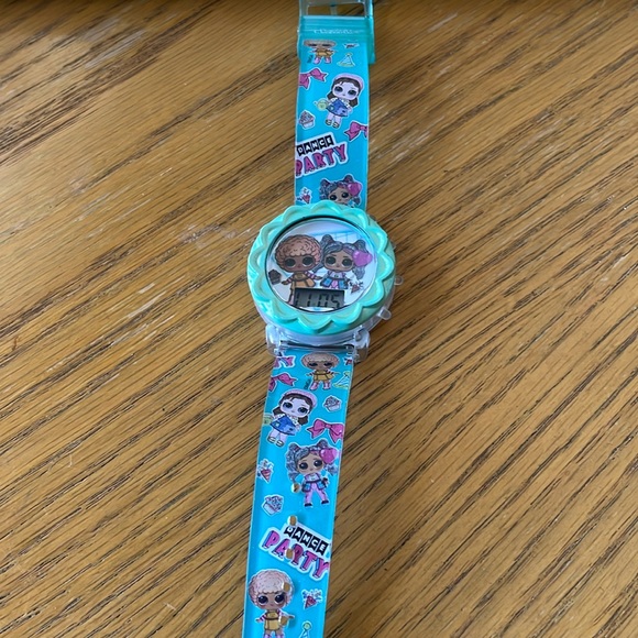LOL Surprise Sign Flashing LCD Wrist Watch - Picture 1 of 2